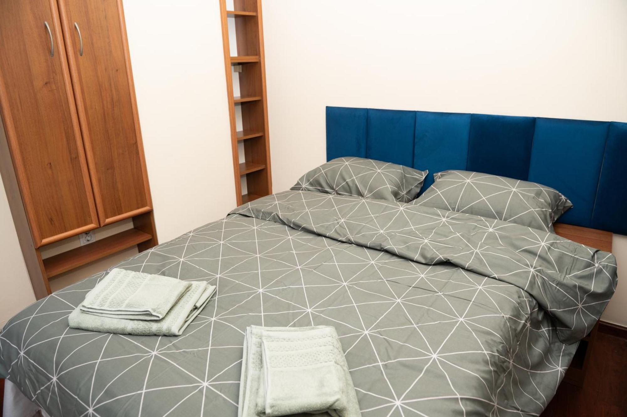Charming 1br Steps From South Park Apartment *